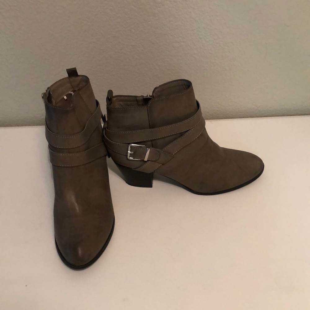 Express faux leather taupe stack heel booties size 10